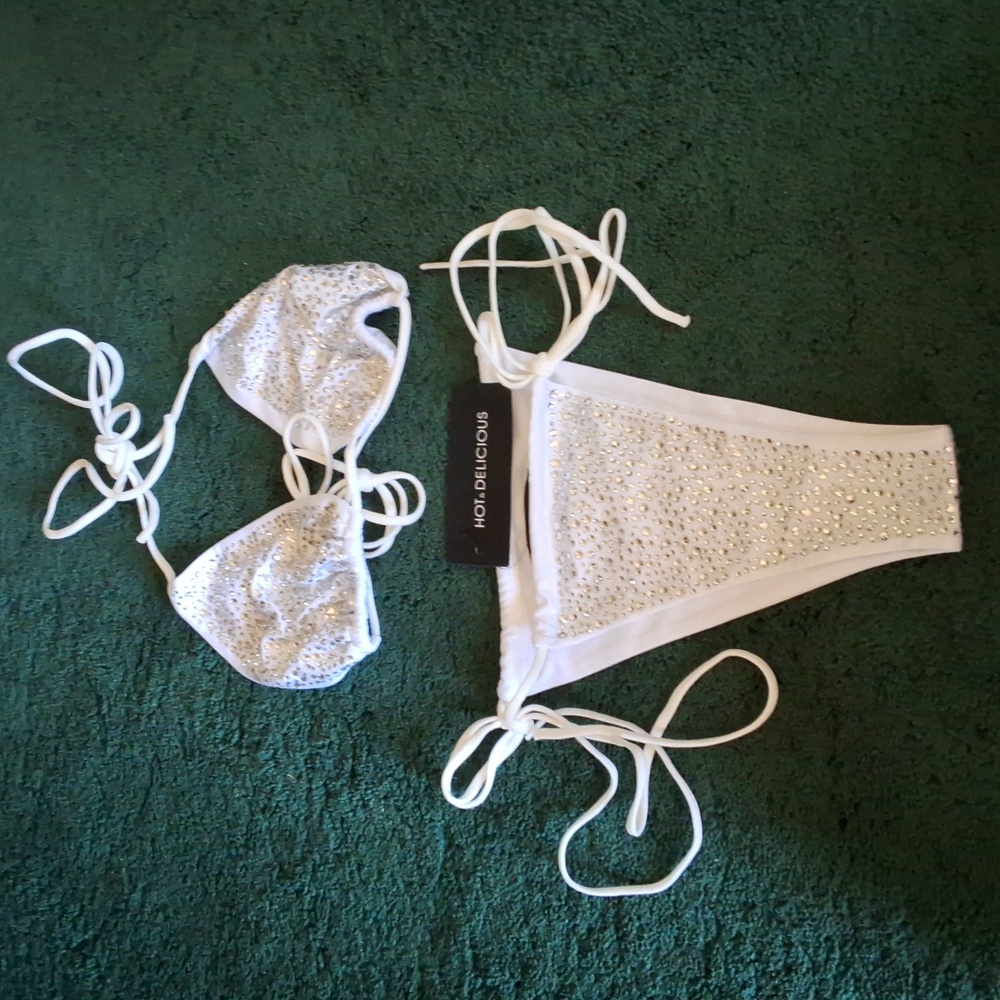 Swimsuit. MAKE OFFER!!